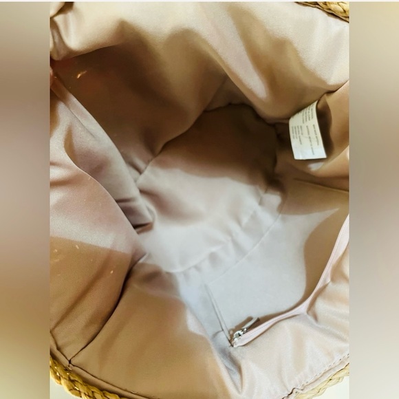 Multicolor Woven Tote Bag - Picture 4 of 4